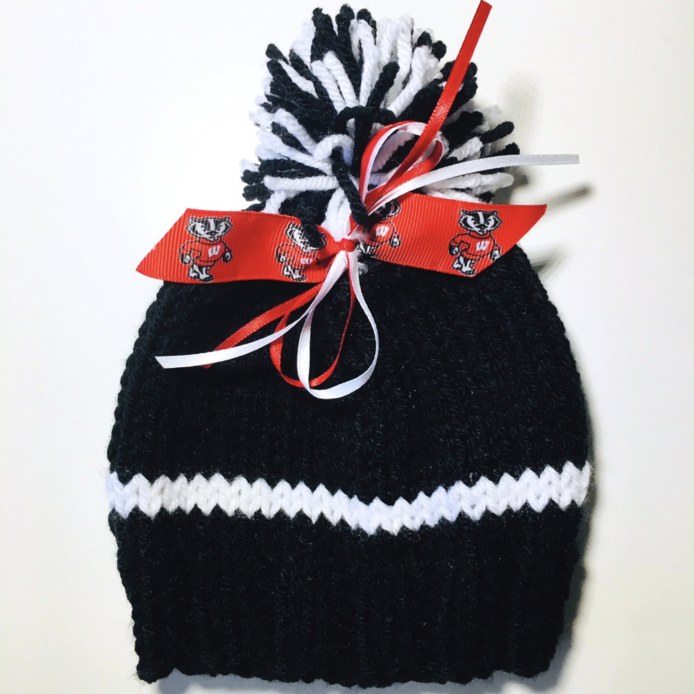 University of Wisconsin BADGERS Handmade Baby Hat *NEW*